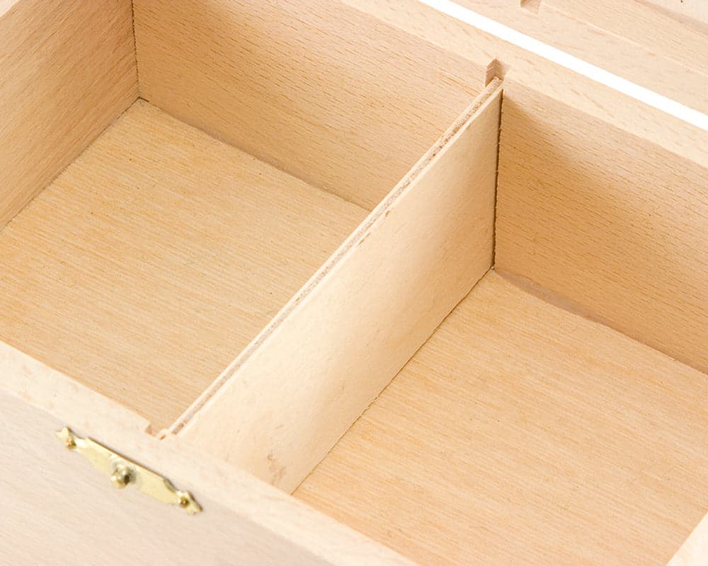 Interior view of Number 5 Birch Wood Chess Piece Case with divider for organizing chessmen, crafted from high-quality birch wood.