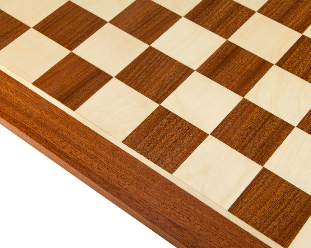 21.3 Inch No.6 Inlaid Mahogany and Birch Chess Board (Échiquier en acajou et bouleau marqueté)
