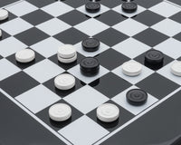 Pions de dames italiens en bois laqué noir et blanc