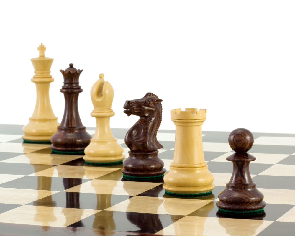 Pièces d'échecs en bois de rose de la série Sandringham 4 pouces