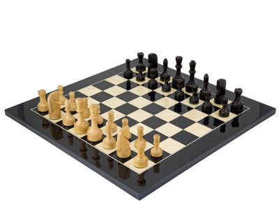 Jeu d’échecs contemporain en anégré noir