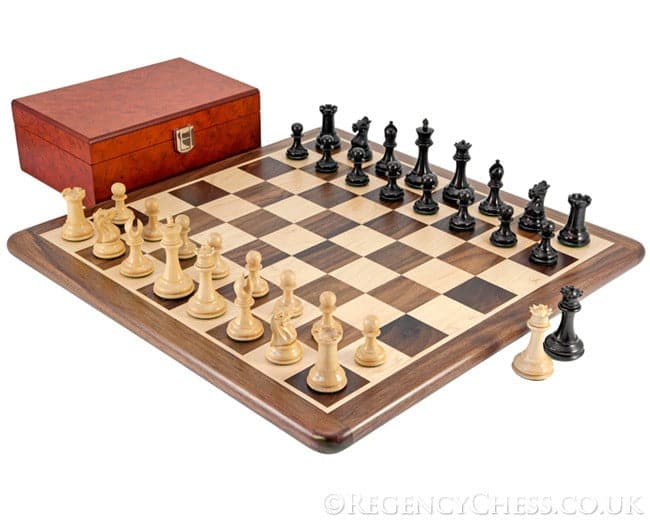 Ensemble d'Échecs Souverain en Ébène et Noyer avec Coffret en Loupe