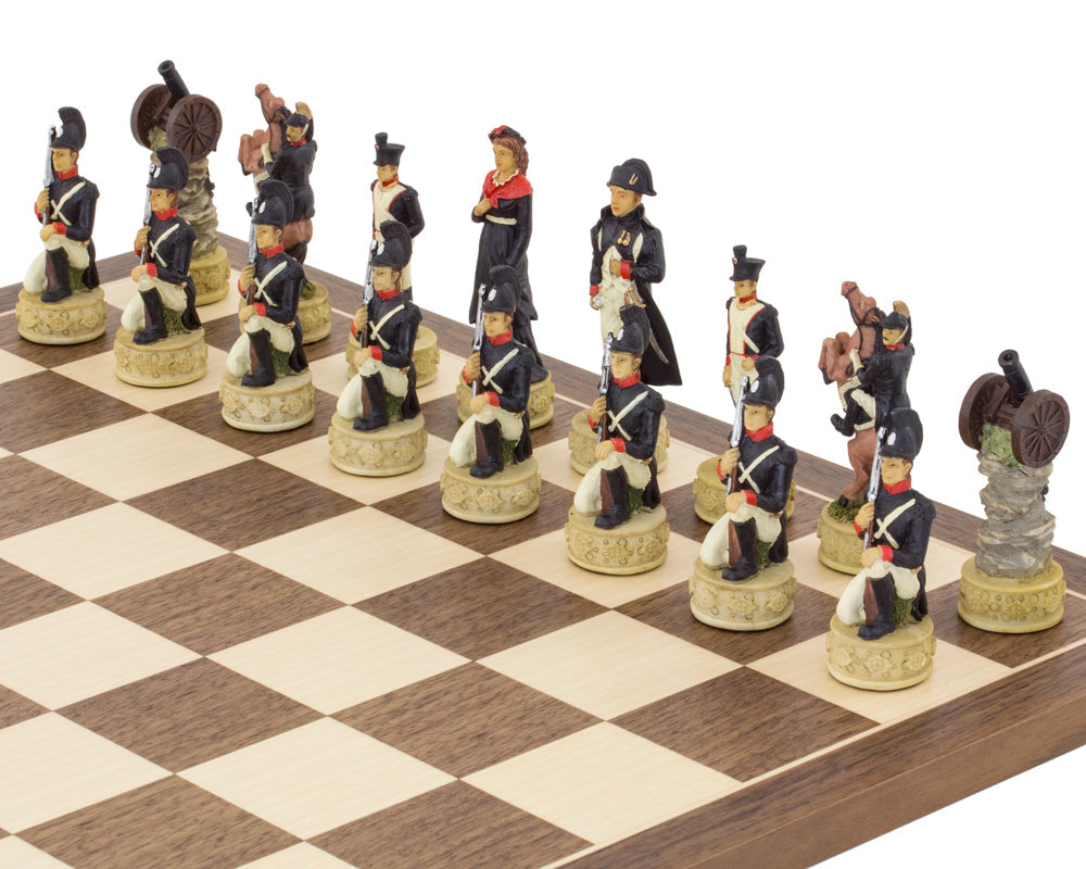 Jeu d'échecs peint à la main Napoléon contre les Russes
