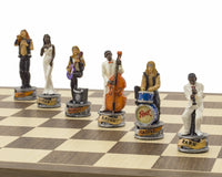 Jeu d'échecs thématique peint à la main « Jazz Band contre Rock Stars » par Italfama