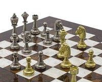 Le jeu d’échecs de luxe Finnesburg en noyer foncé