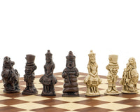 Jeu d'échecs Berkeley Chess « Alice au pays des merveilles », roux et acajou