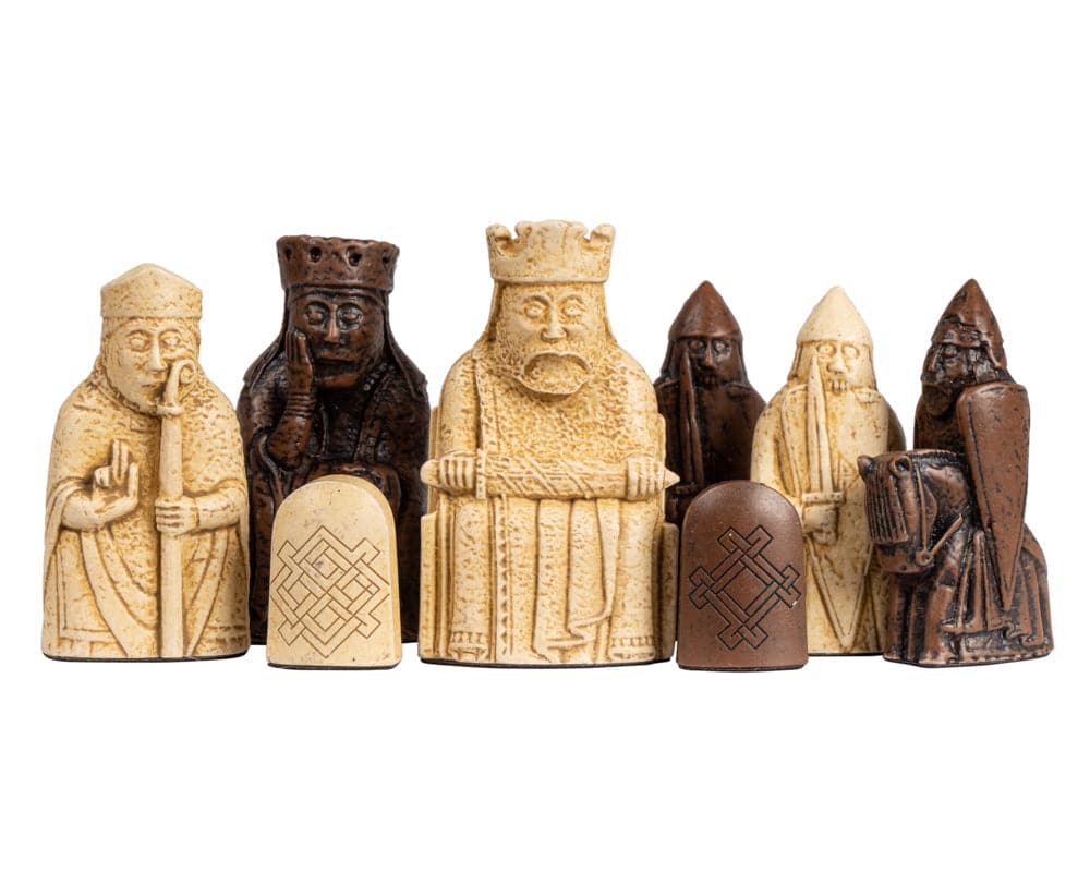 Isle of Lewis and Walnut deluxe chess pieces in presentation case