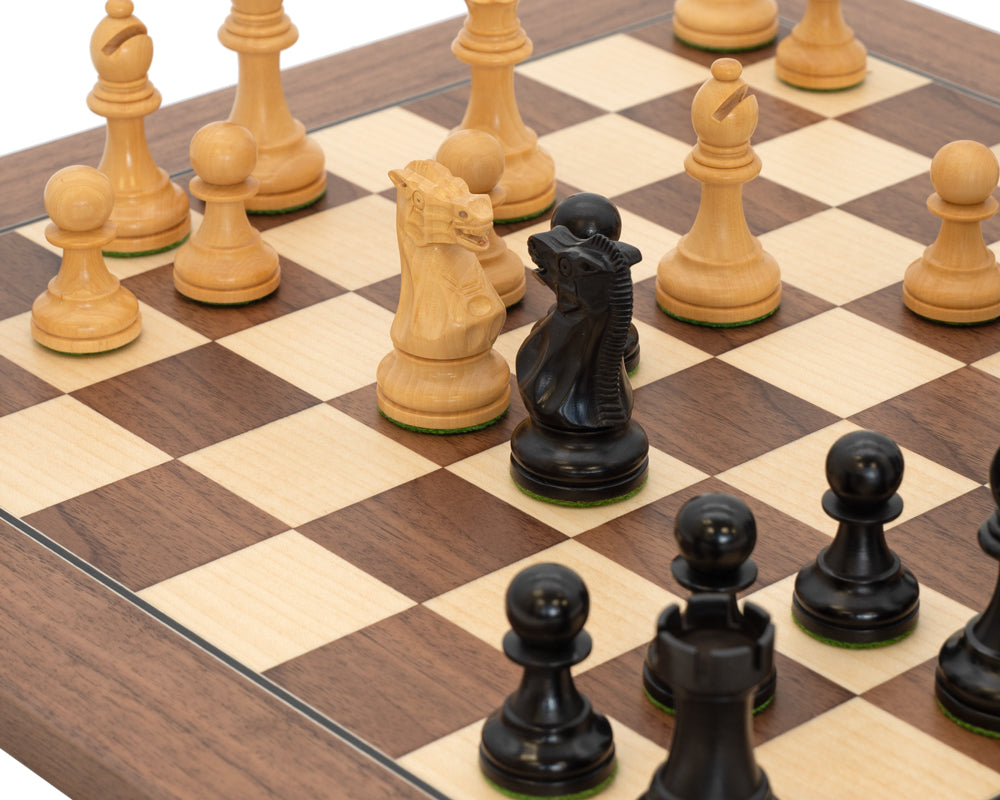 Ensemble d'Échecs Exécutif Deluxe en Noyer
