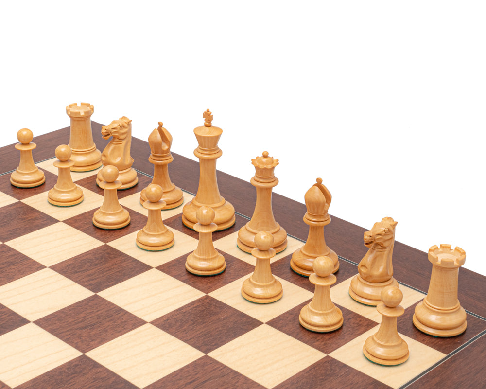 Le jeu d'échecs de luxe en ébène et palissandre de Montgoy reproduit par Paulsen en 1853