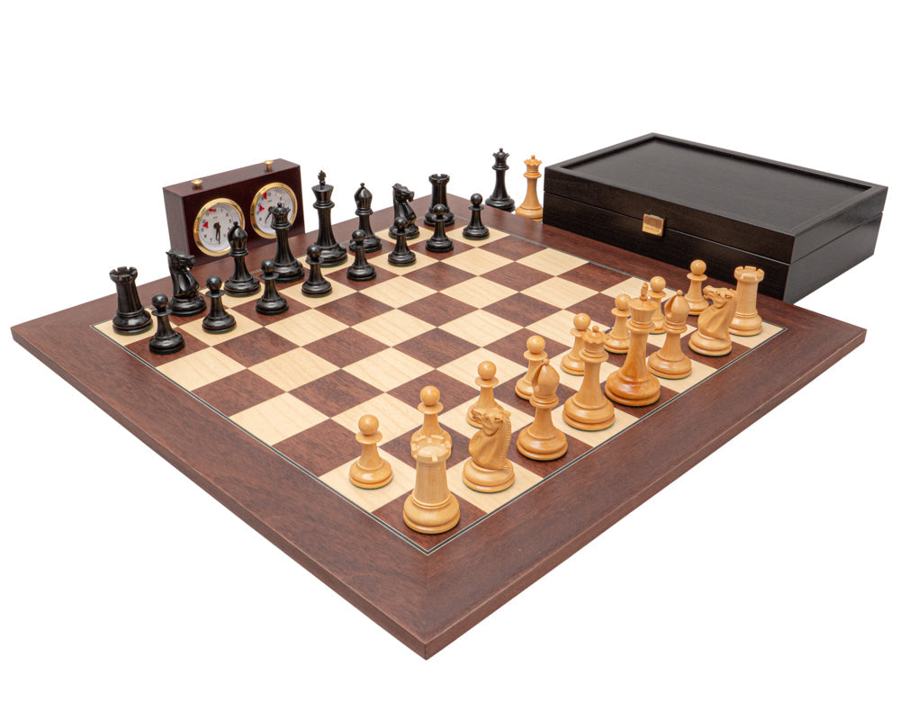 Le jeu d'échecs de luxe en ébène et palissandre de Montgoy reproduit par Paulsen en 1853
