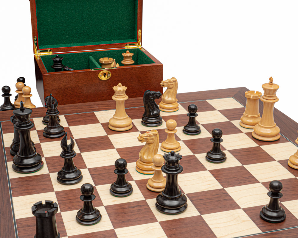 Jeu d'échecs de luxe en ébène et palissandre, original de Staunton, 1849, avec cabinet