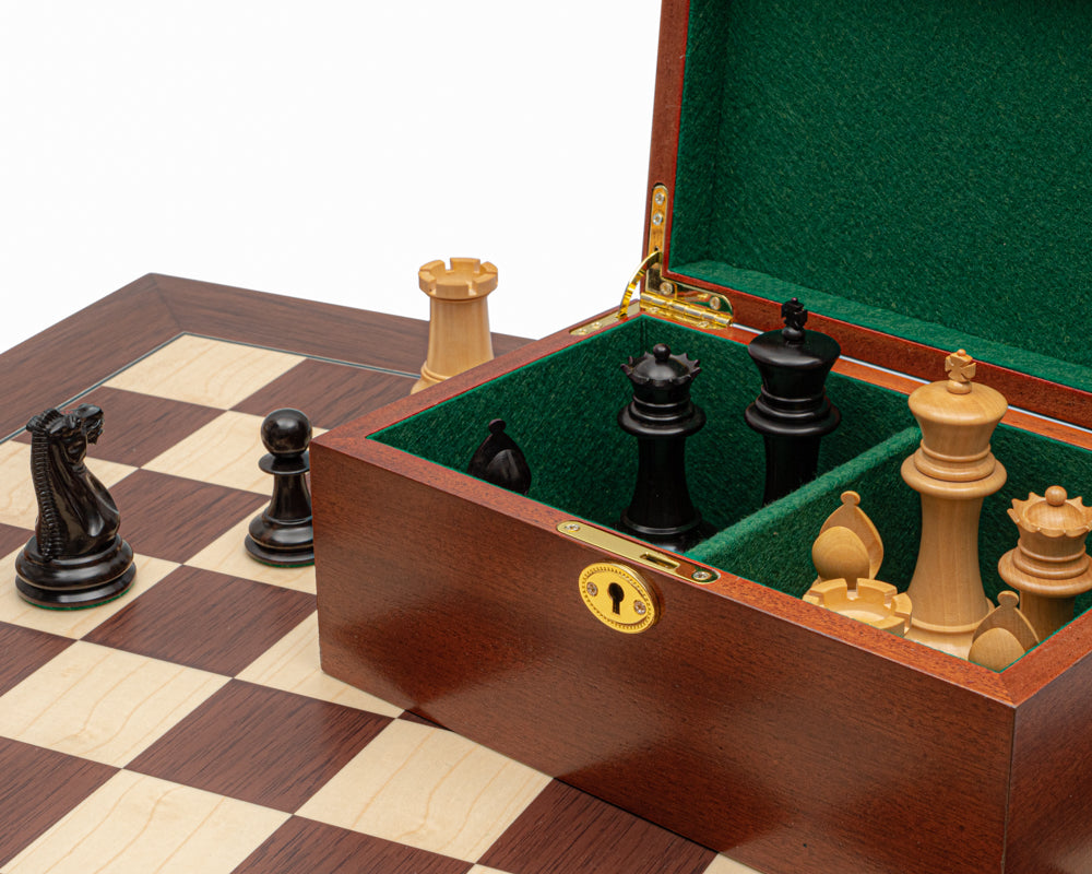 Jeu d'échecs de luxe en ébène et palissandre, original de Staunton, 1849, avec cabinet