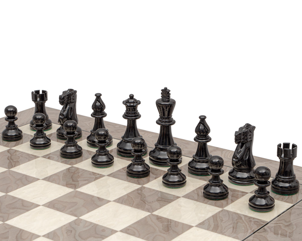 The Atlantic Black and Ash Burl Chess Set (Jeu d'échecs en bois de frêne et noir)